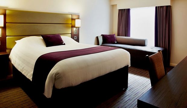 Premier Inn Birmingham City Centre Broad Street מראה חיצוני תמונה